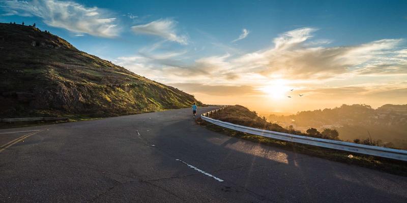 福建传媒80:融合户外广告与数字营销,打造品牌传播新生态