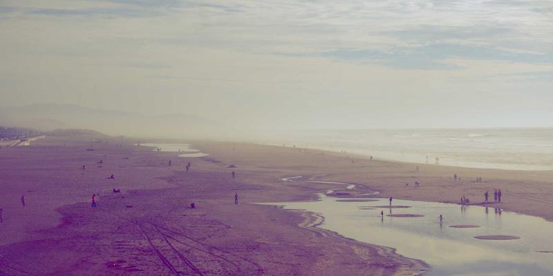 福建传媒人才培养新路径：高校新闻传播专业与产业实践基地的协同创新模式